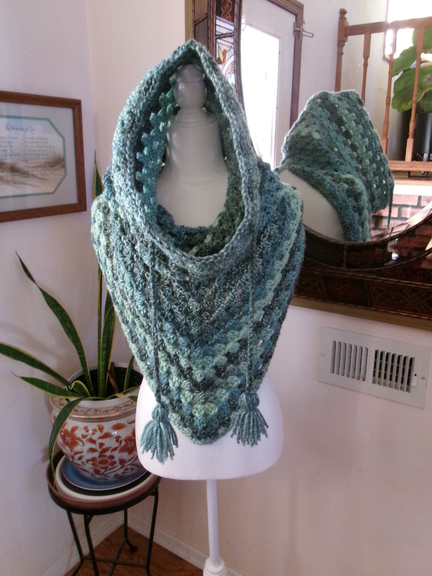 Bulky Granny Hooded Cowl