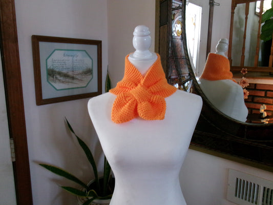 Keyhole Scarf (Dolly Scarf)