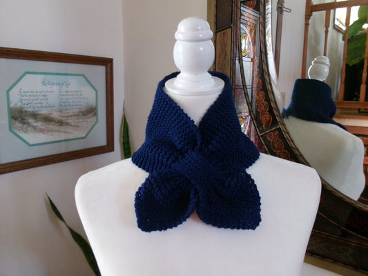 Keyhole Scarf (Dolly Scarf)