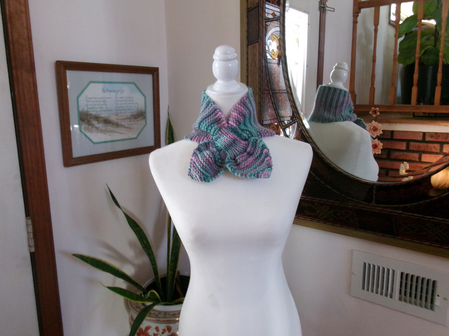 Keyhole Scarf (Dolly Scarf)