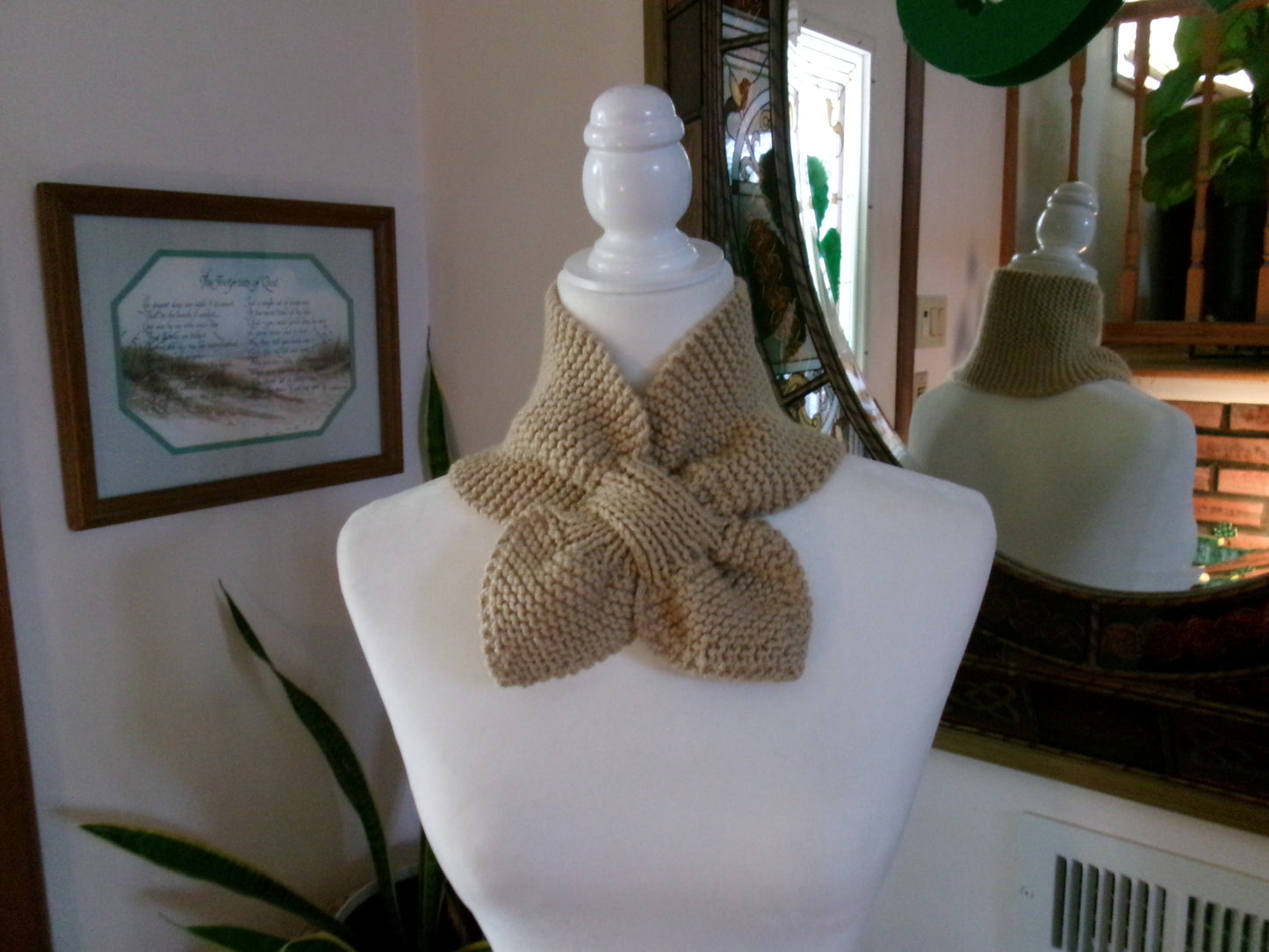 Keyhole Scarf (Dolly Scarf)